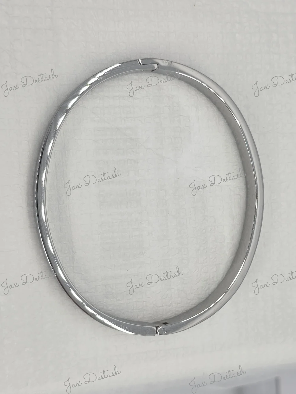 Stainless Steel Silver-Tone Floral Accent Bangle Bracelet BR112